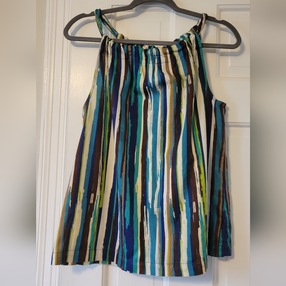 Vertical stripe sleeveless blouse